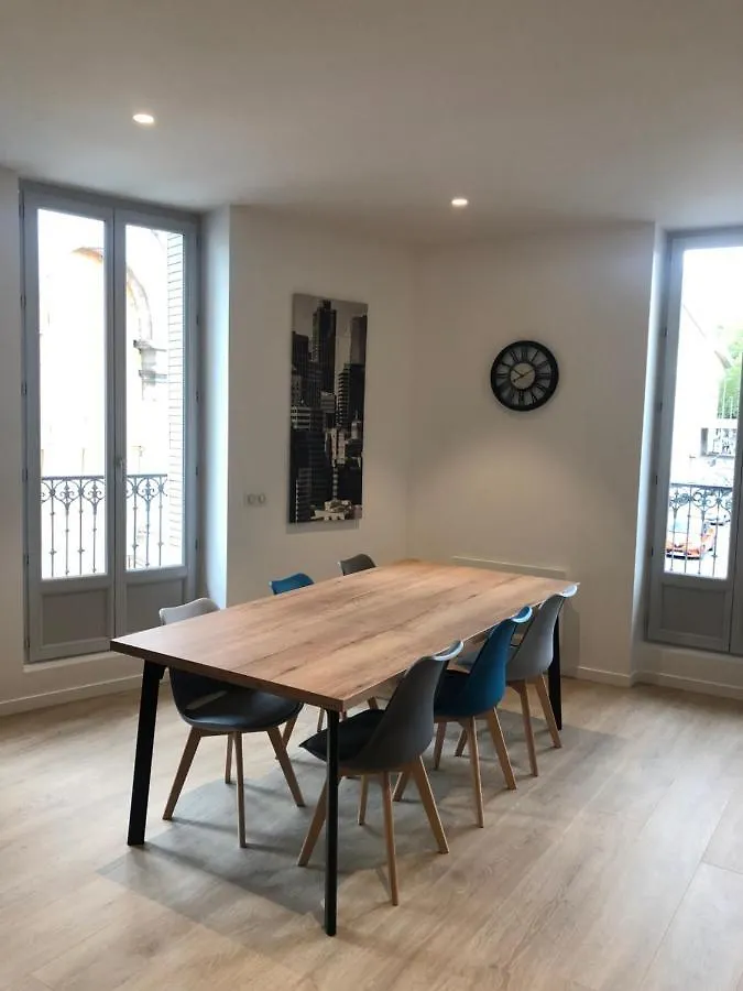 Appartement Hippocrate 106 M² Aix-les-Bains 0*,  France